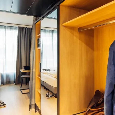 Hotel Harry's Bern-expo 4*
