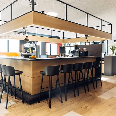 Harry's Bern-expo Hotel 4*