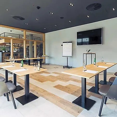 Harry's Bern-expo Hotel 4*