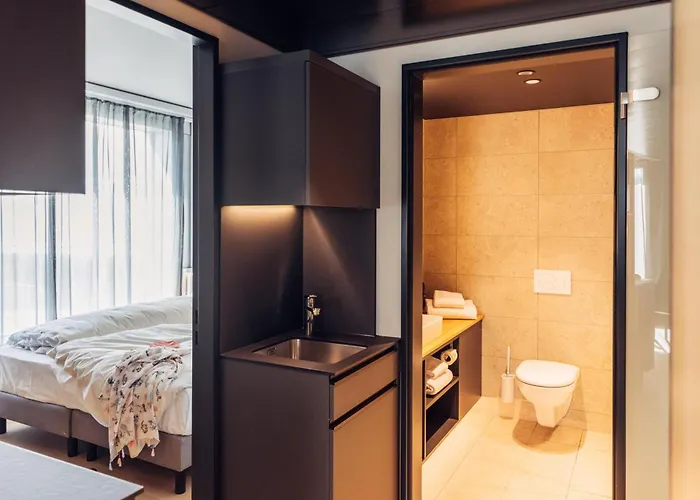 Hotel Harry's Bern-expo 4*