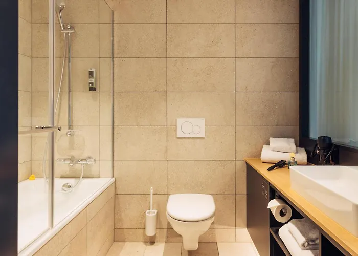 Harry's Bern-expo Hotel 4*